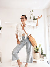 Load image into Gallery viewer, Leather crossbody bag, made of italian leather. Silvie leather shoulder bag big version