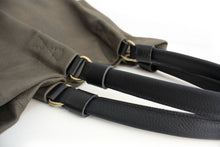 Load image into Gallery viewer, Susy Leather shoulder bag made of italian leather dark grey personalized with your initials