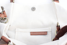Load image into Gallery viewer, Weekend bag bicolor, canvas and leather bag, bicolor. Personalized with your name