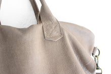 Load image into Gallery viewer, Leather crossbody bag, made of italian leather. Silvie leather shoulder bag big version