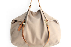 Weekend bag, canvas and leather bag, light brown. Personalized with name.