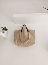 Load image into Gallery viewer, Double Face bag: Italian leather and Map fabric, TOTE bag and shoulder bag. Rebecca Bag