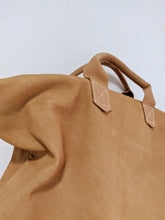 Load image into Gallery viewer, Leather crossbody bag, made of italian leather. Silvie leather shoulder bag big version