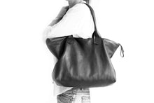 Load image into Gallery viewer, Leather tote bag, SHOULDER BAG made of italian leather RED. Mia leather shoulder bag